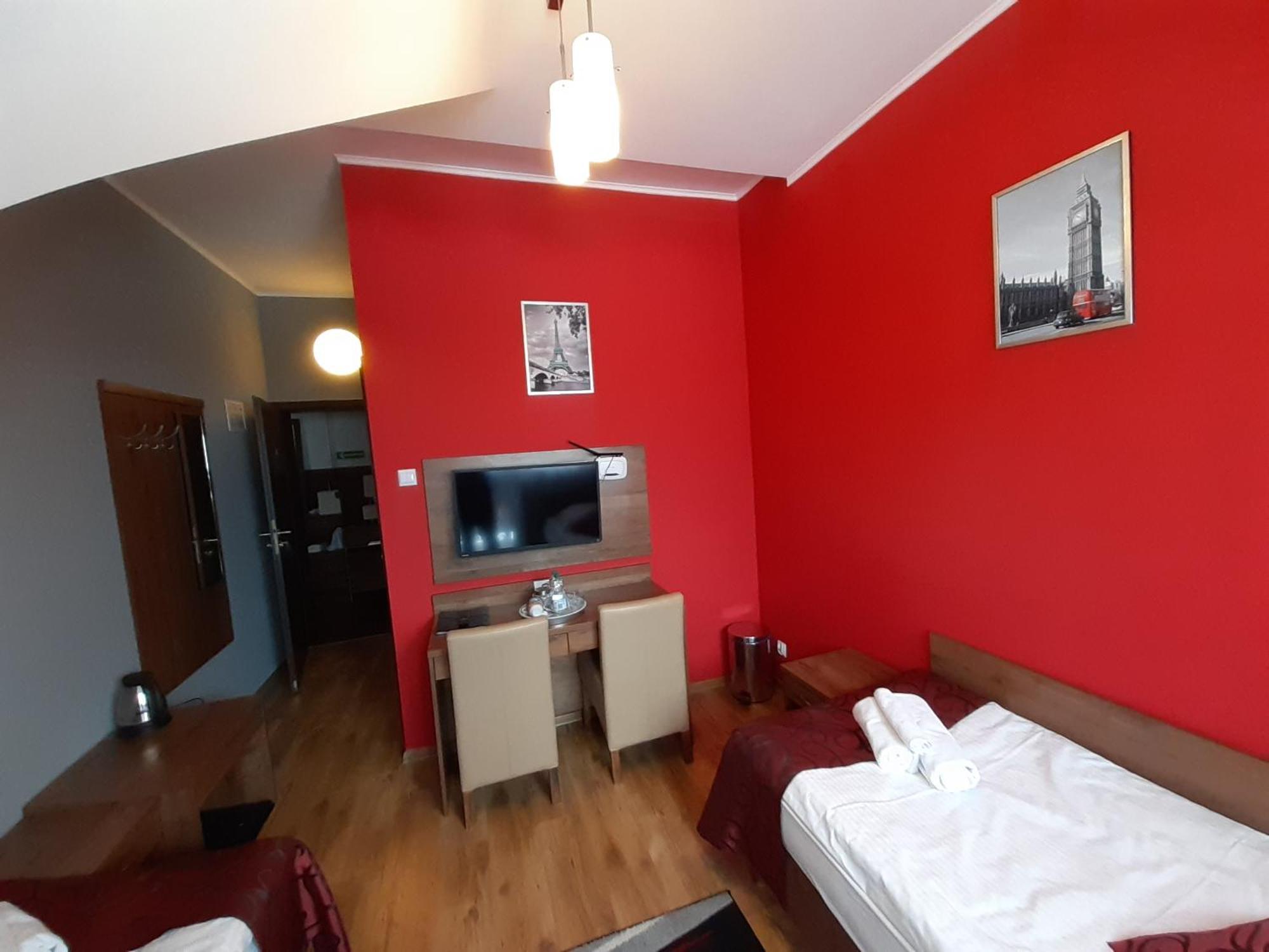 Pensjonat Zielone Wzgorze W Boleslawowie Stronie Slaskie Exterior photo